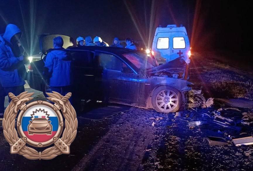 В Энгельсском районе сотрудники полиции устанавливают обстоятельства ДТП с тремя погибшими В Энгельсском районе сотрудники полиции устанавливают обстоятельства ДТП с тремя погибшими