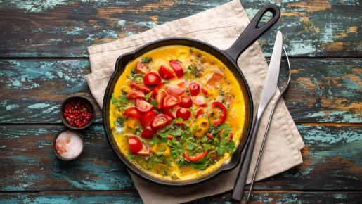 Такой яичницы ваши близкие еще точно не пробовали: вкуснее, чем на сковородке