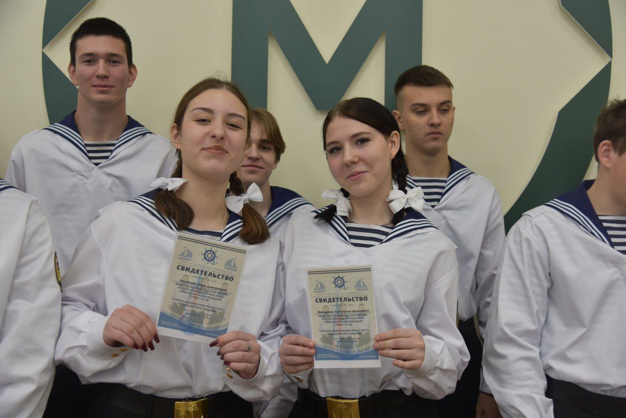 Сегодня в речном училище состоялась церемония посвящения в студенты-судоводители Сегодня в речном училище состоялась церемония посвящения в студенты-судоводители