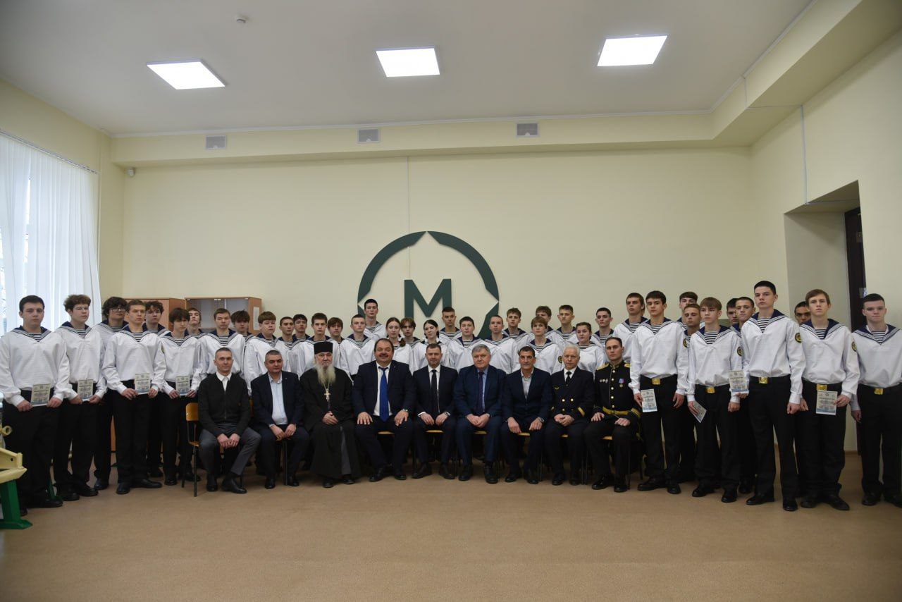Сегодня в речном училище состоялась церемония посвящения в студенты-судоводители Сегодня в речном училище состоялась церемония посвящения в студенты-судоводители