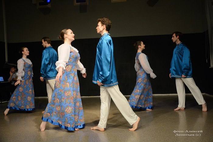 Членов жюри «Театрального Приволжья» поздравили со 105-летием Саратовского театрального института Членов жюри «Театрального Приволжья» поздравили со 105-летием Саратовского театрального института