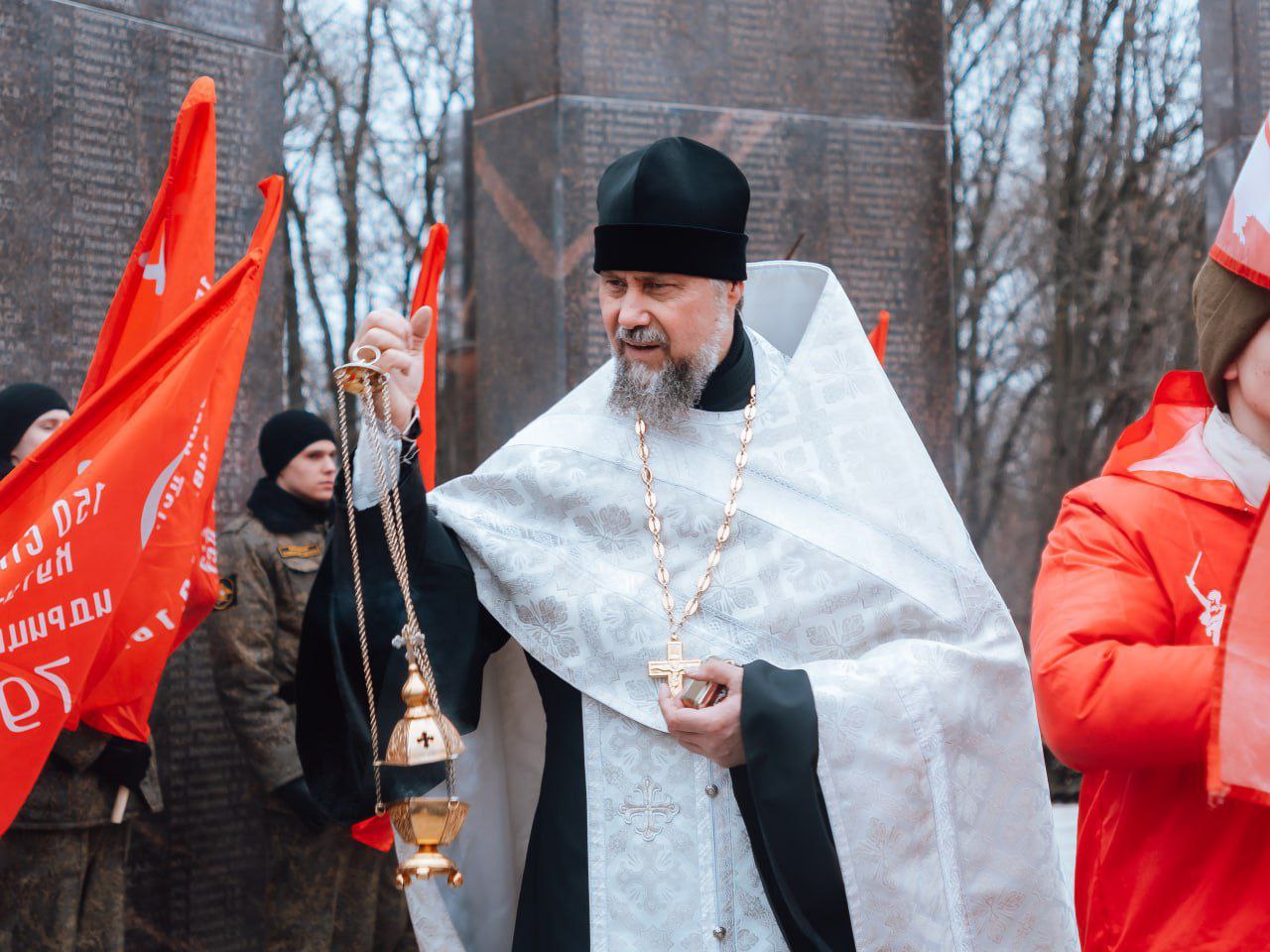 В Саратове отметили День Героев Отечества В Саратове отметили День Героев Отечества