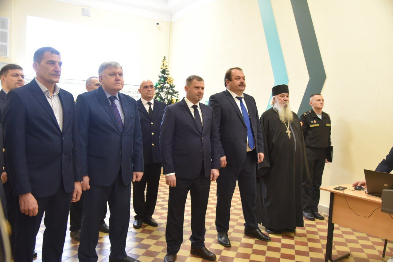 Сегодня в речном училище состоялась церемония посвящения в студенты-судоводители Сегодня в речном училище состоялась церемония посвящения в студенты-судоводители