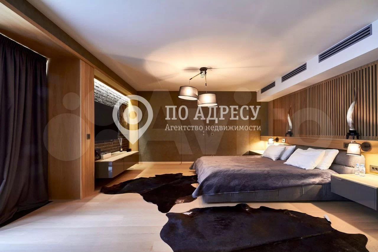 В Саратове можно купить квартиру с винным погребом и личным гаражом за каких-то 100 000 000 рублей В Саратове можно купить квартиру с винным погребом и личным гаражом за каких-то 100 000 000 рублей