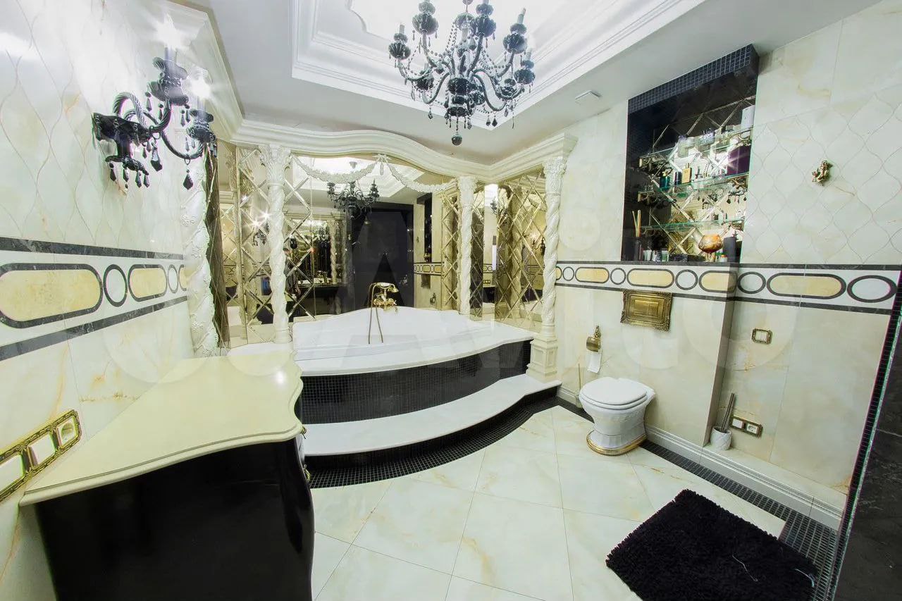 В Саратове можно купить квартиру с винным погребом и личным гаражом за каких-то 100 000 000 рублей В Саратове можно купить квартиру с винным погребом и личным гаражом за каких-то 100 000 000 рублей