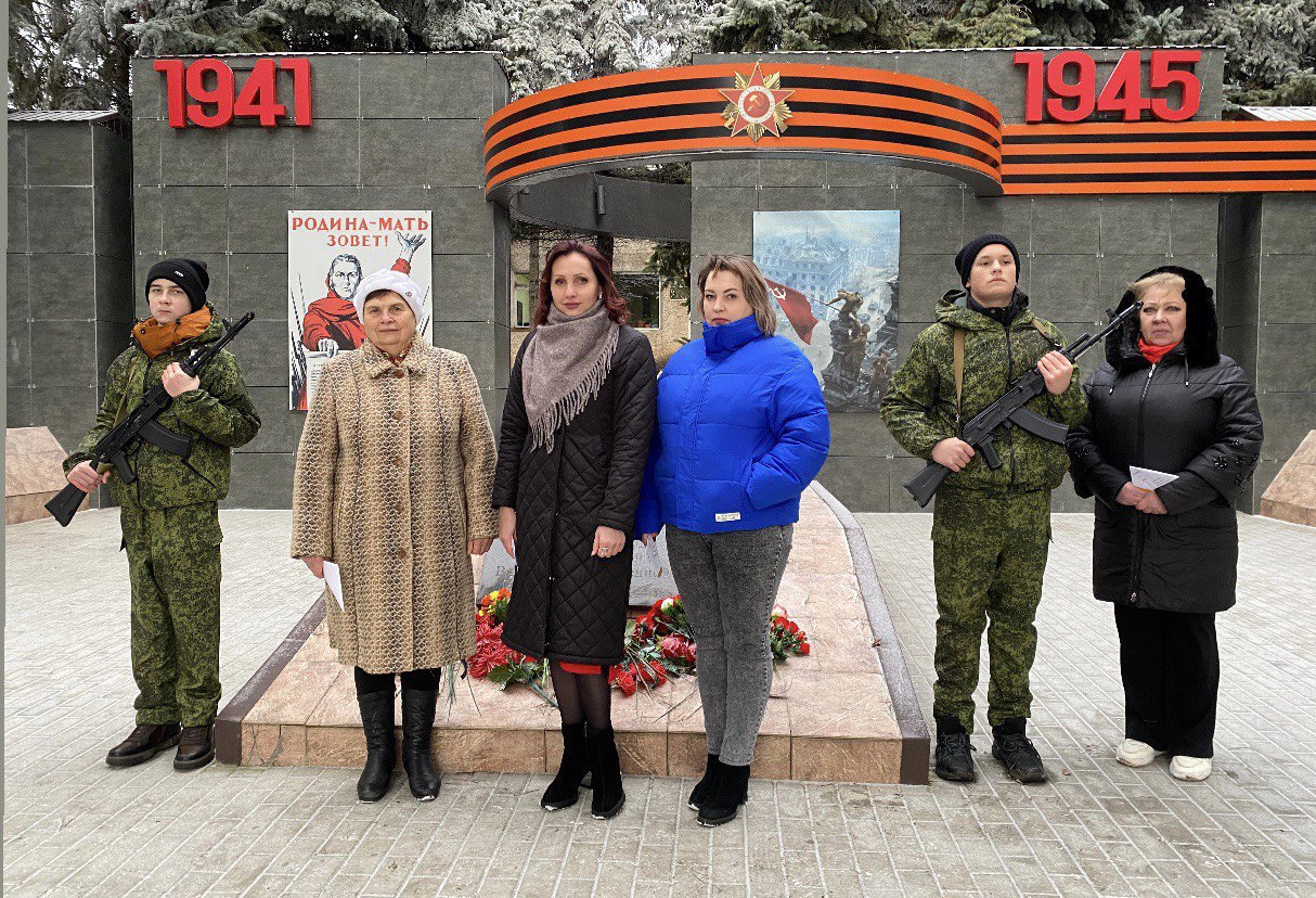 День Героев Отечества: получатели услуг и сотрудники социозащитных учреждений региона принимают участие в патриотических мероприятиях