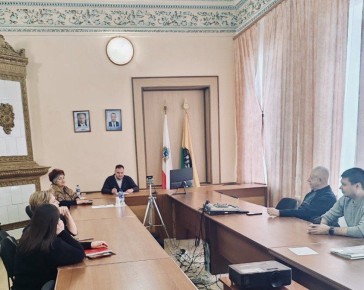 Замначальника ГЖИ провел выездной прием граждан в Вольске