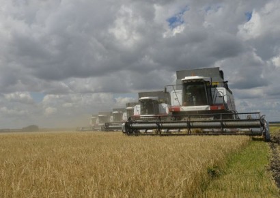 Аграрии Саратовской области перевыполнили план по приобретению зерноуборочных комбайнов