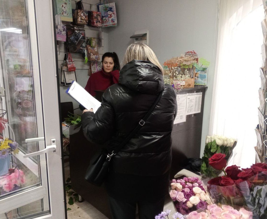 Нарушения правил установки вывесок в Энгельсе привели к возбуждению административных дел Нарушения правил установки вывесок в Энгельсе привели к возбуждению административных дел