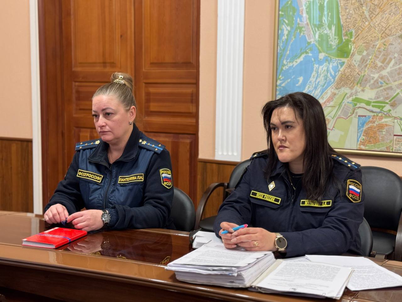 Провел рабочую встречу с руководителем специализированного отделения судебных приставов по Саратовской области Людмилой Пантелеевой Провел рабочую встречу с руководителем специализированного отделения судебных приставов по Саратовской области Людмилой Пантелеевой