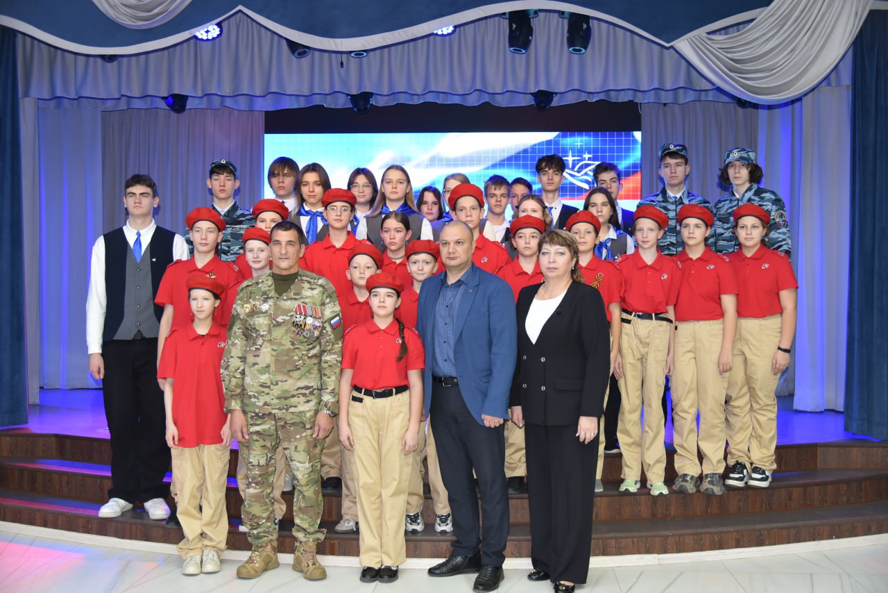 Алексей Свилле принял участие в мероприятии, посвященному Дню Героев Отечества Алексей Свилле принял участие в мероприятии, посвященному Дню Героев Отечества