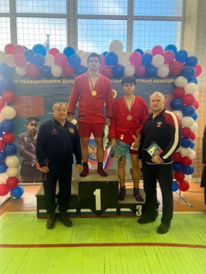 Виктор Харьковский и Алексей Зрячкин завоевали медали на Всероссийских соревнованиях по самбо