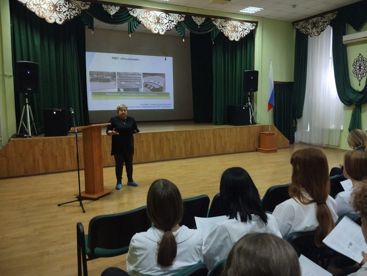 Продолжаются беседы по профилактике вандализма Продолжаются беседы по профилактике вандализма