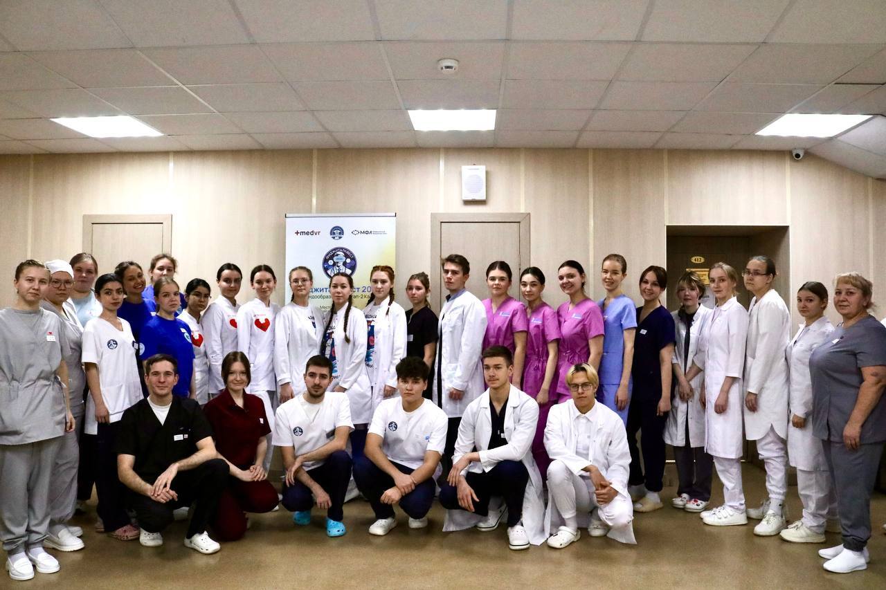 Команда студентов Энгельсского медицинского колледжа – призер Всероссийской Олимпиады «Фиджитал квест — Казань 2025»