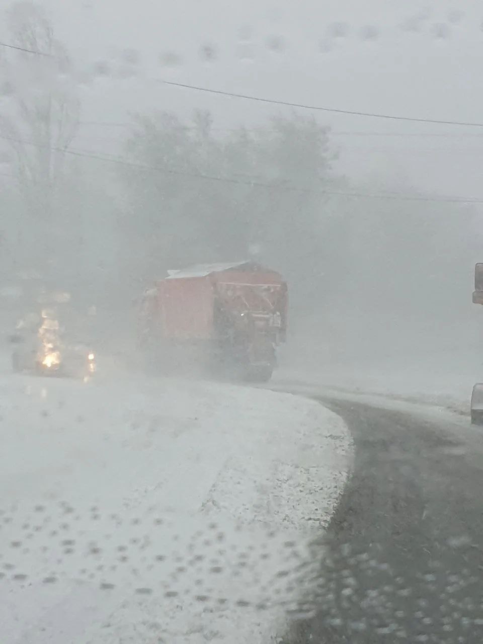 Уборка снега в городе Балаково Уборка снега в городе Балаково