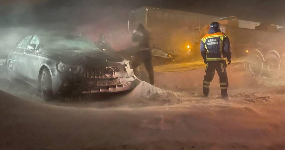 Бусаргин поручил до конца дня максимально расчистить трассы и восстановить подачу коммунальных ресурсов во всех населенных пунктах