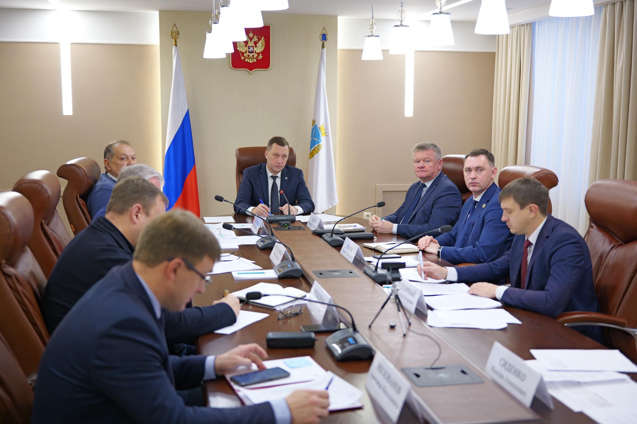 Роман Бусаргин: Экстренные и авариные службы, органы власти всех уровней продолжают работать в круглосуточном режиме над ликвидациeй последствий непогоды