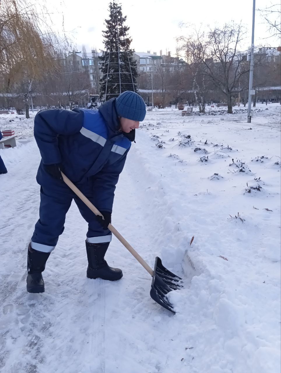 Провели оперативный штаб, связанный с сильным ветром и метелью Провели оперативный штаб, связанный с сильным ветром и метелью