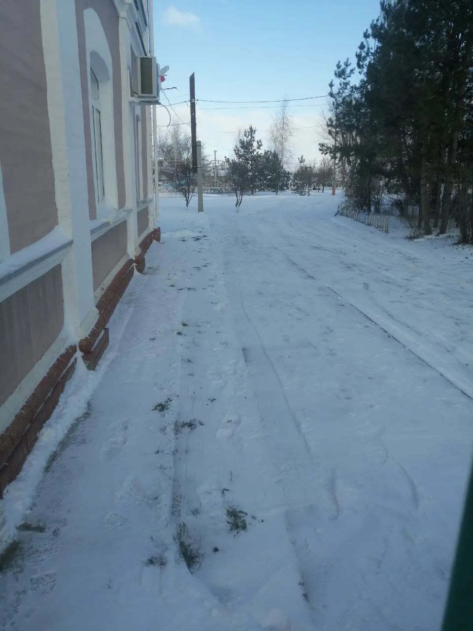 В Балаковском районе продолжаются работы по ликвидации последствий непогоды В Балаковском районе продолжаются работы по ликвидации последствий непогоды