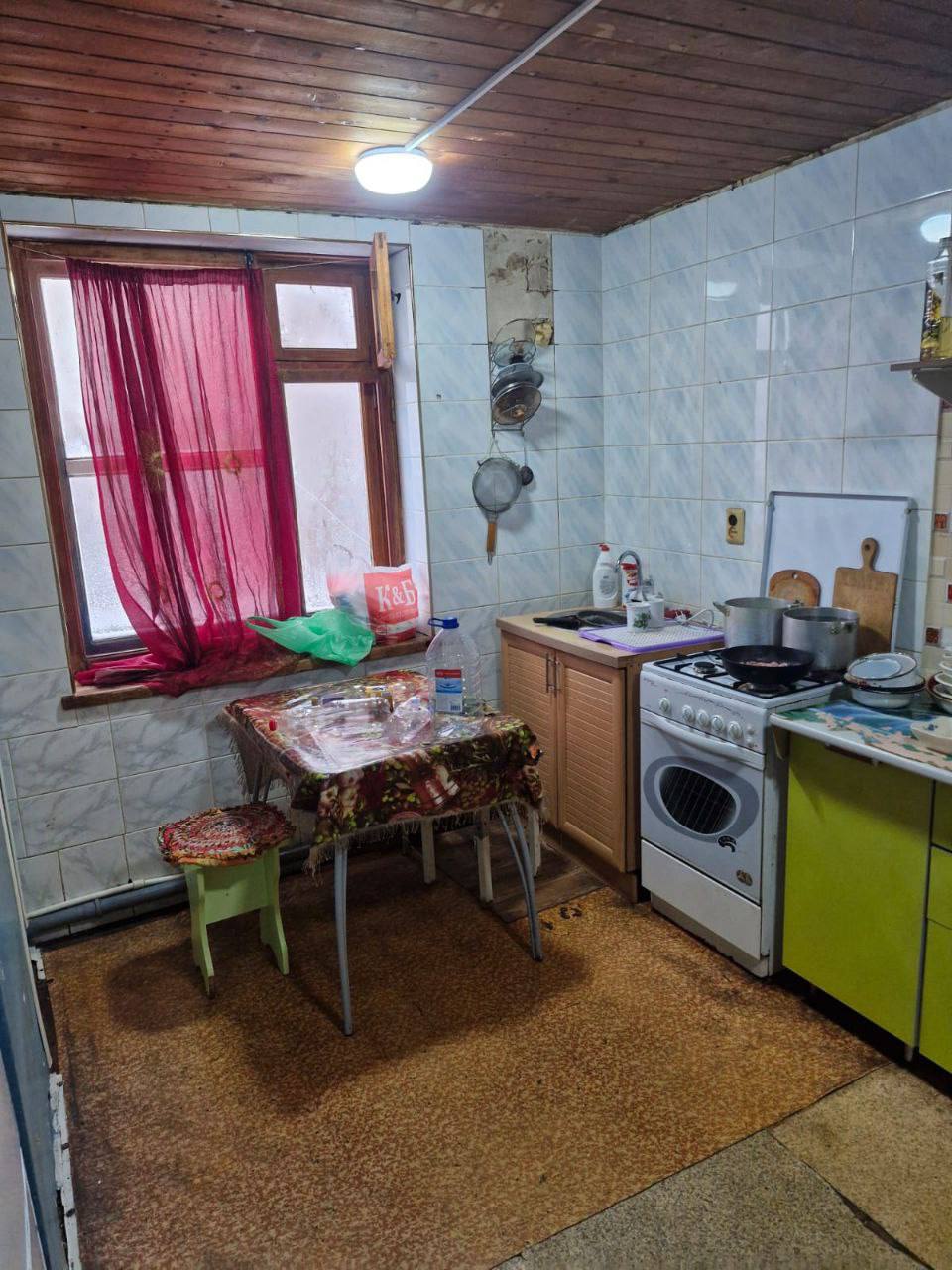 В Энгельсе полицейские пресекли деятельность наркопритона