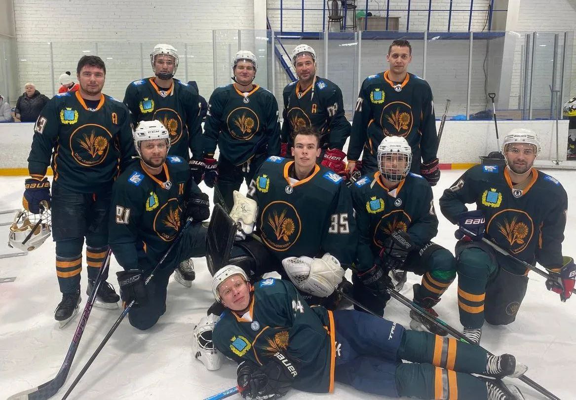 Хоккейная команда «Кольцовское» - чемпион России среди сельских команд на Всероссийском марафоне «Земля спорта»