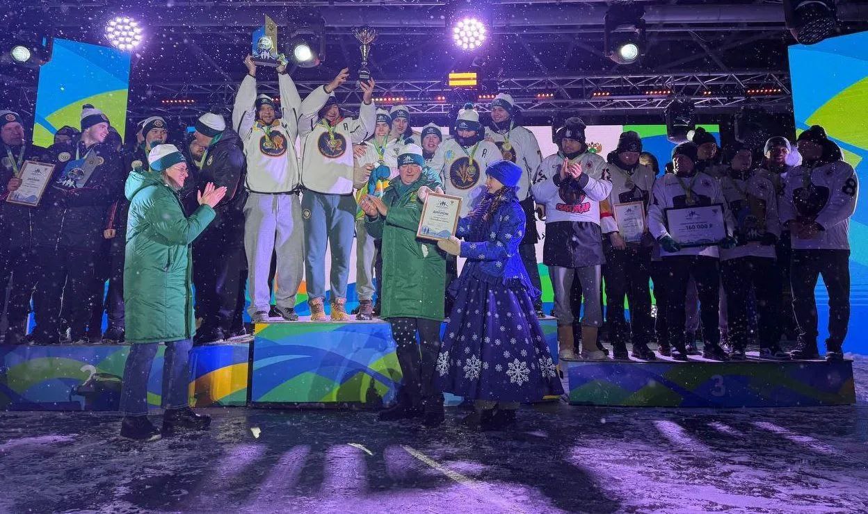 Хоккейная команда «Кольцовское» - чемпион России среди сельских команд на Всероссийском марафоне «Земля спорта» Хоккейная команда «Кольцовское» - чемпион России среди сельских команд на Всероссийском марафоне «Земля спорта»