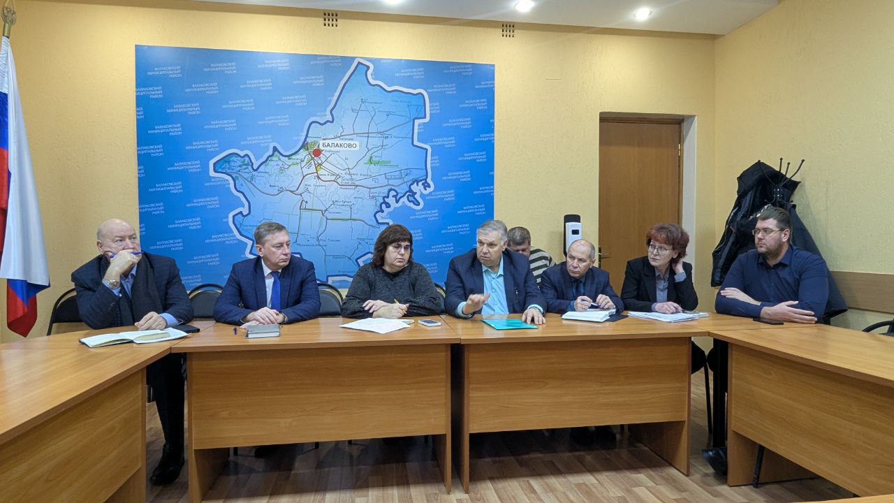 Сегодня утром провели оперативное совещание по ликвидации последствий непогоды Сегодня утром провели оперативное совещание по ликвидации последствий непогоды