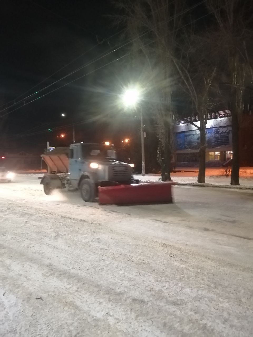 Сотрудники «Комбината благоустройства» работают в круглосуточном режиме Сотрудники «Комбината благоустройства» работают в круглосуточном режиме