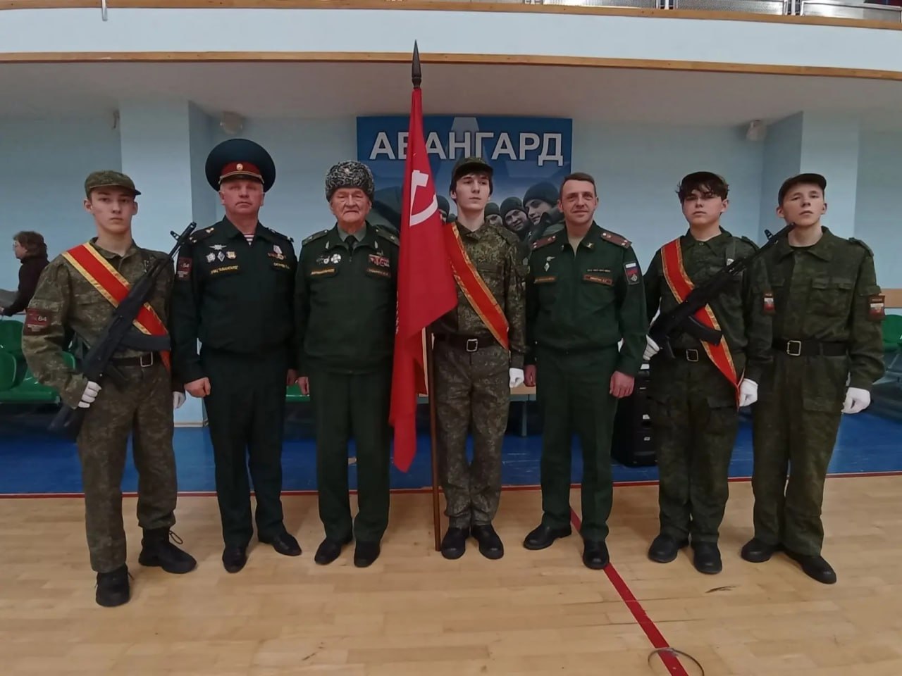 Десятиклассники Саратовской области завершили учебные сборы по начальной военной подготовке