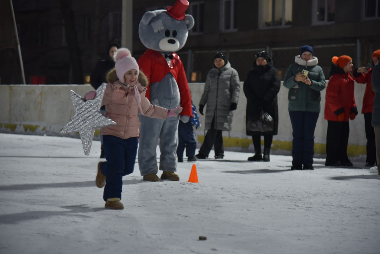 Подростково-молодежный центр «Ровесник» открыл зимний сезон Подростково-молодежный центр «Ровесник» открыл зимний сезон