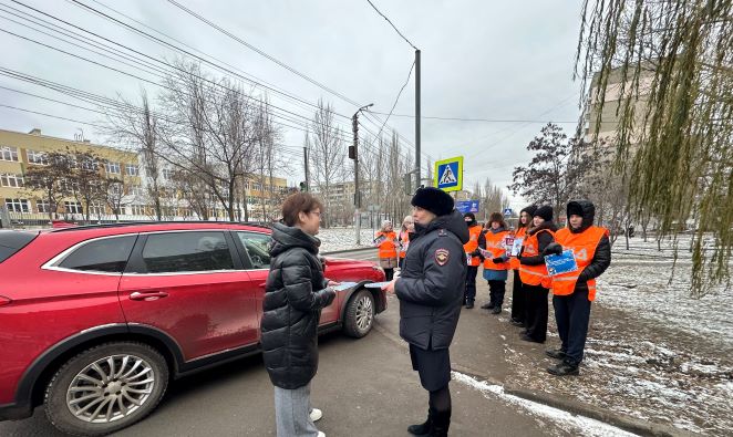 Полицейские провели акцию "Зимняя дорога" Полицейские провели акцию "Зимняя дорога"
