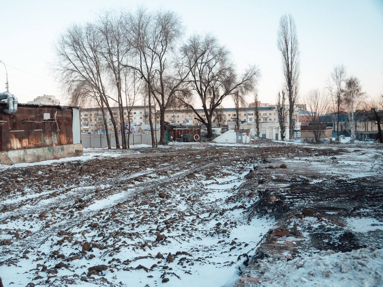 Завершен снос общежития на Привокзальной площади