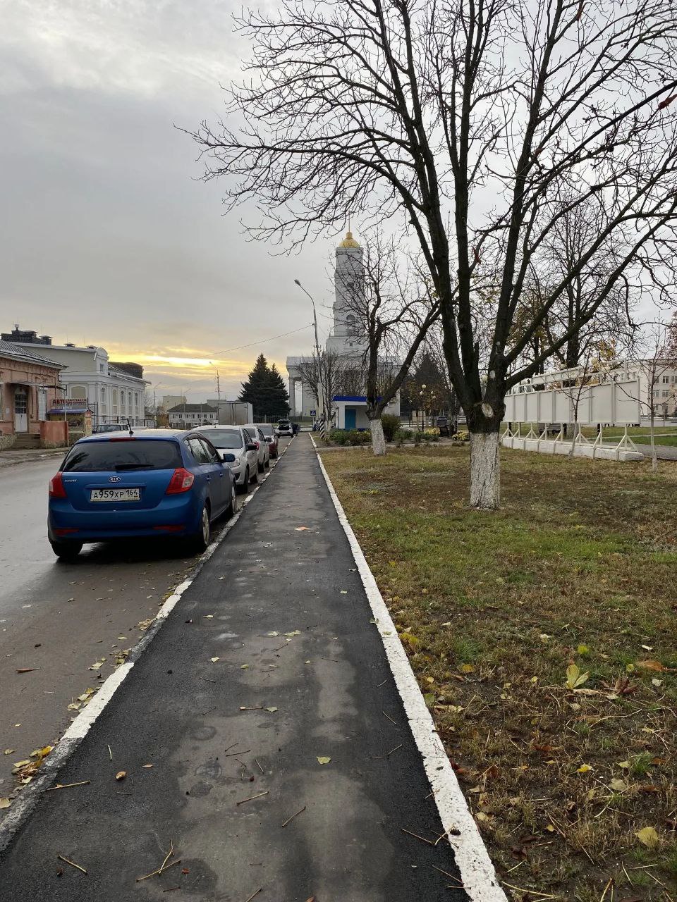 В Марксе отремонтировали 4 участка тротуарной сети по региональной программе В Марксе отремонтировали 4 участка тротуарной сети по региональной программе