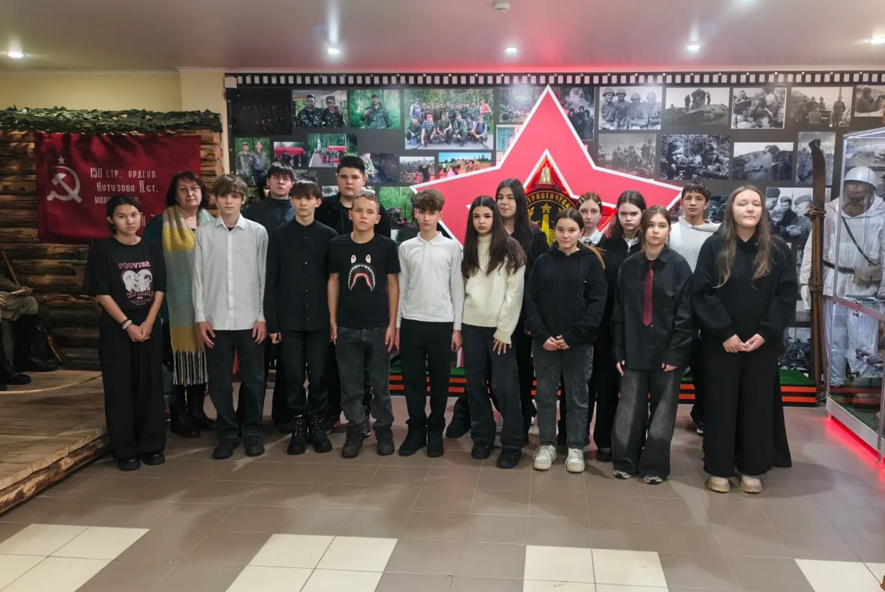 Центр «Набат» провел образовательные экскурсии для детей и студентов