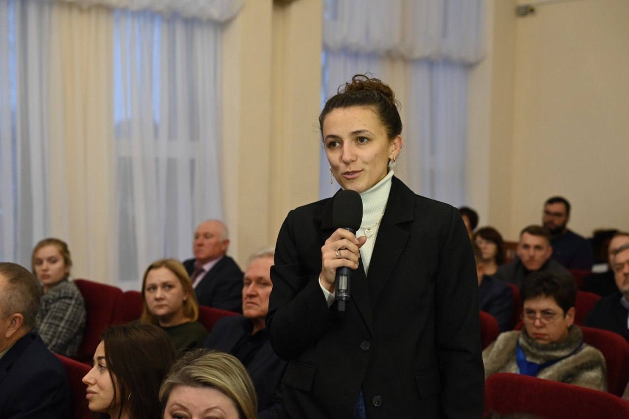 В своем отчете перед жителями остановился на основных результатах работы администрации во втором полугодии 2025 года В своем отчете перед жителями остановился на основных результатах работы администрации во втором полугодии 2025 года