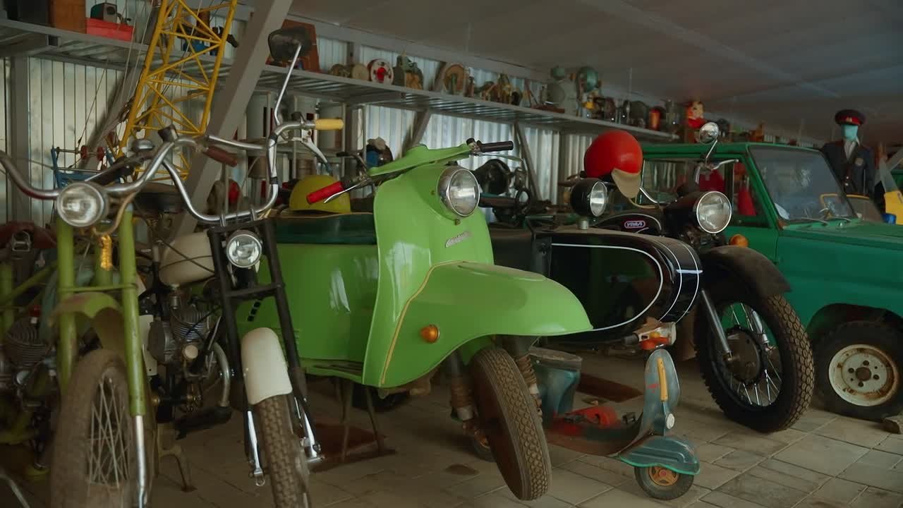 Автомобили с историей. Ретро-автомобили — это не просто старые машины, а живые артефакты, культурное наследие и произведения технического искусства