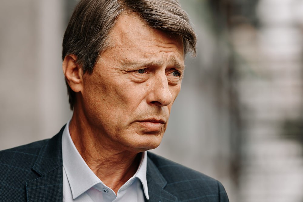 Скончался актер сериала "Молодежка" Анатолий Лобоцкий