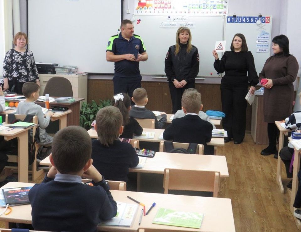 Профилактическое мероприятие в рамках акции #ВниманиеЗимниеКаникулы прошло в МБОУ «СОШ №1 р.п. Базарный Карабулак»