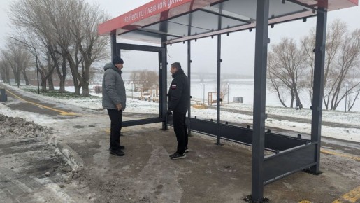 Это воскресное утро началось с объезда по городу