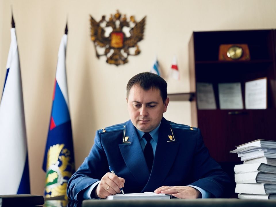 Прокурор Заводского района г. Саратов Артем Мурзаков утвердил обвинительное заключение по уголовному делу в отношении 36-летней местной жительницы