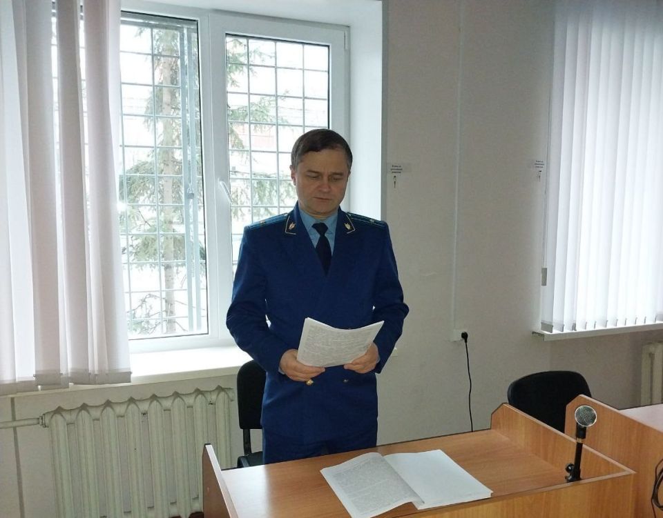 Вольская межрайонная прокуратура в суде поддержала государственное обвинение в отношении 18-летнего жителя Москвы