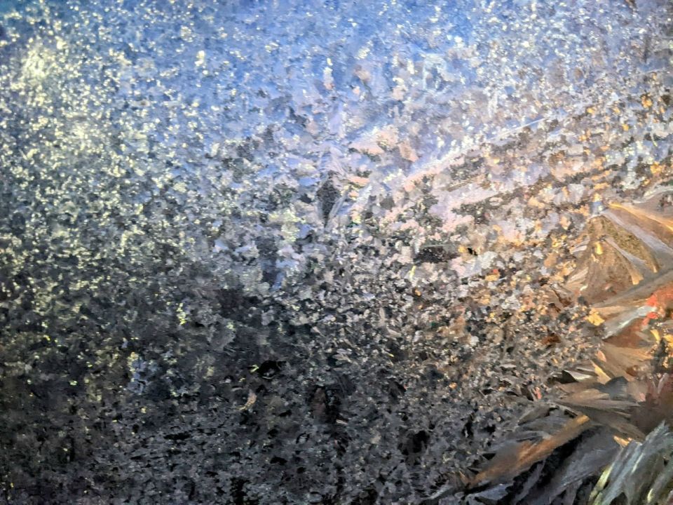 Из-за морозов до -27°С объявлен желтый уровень опасности в Саратовской области