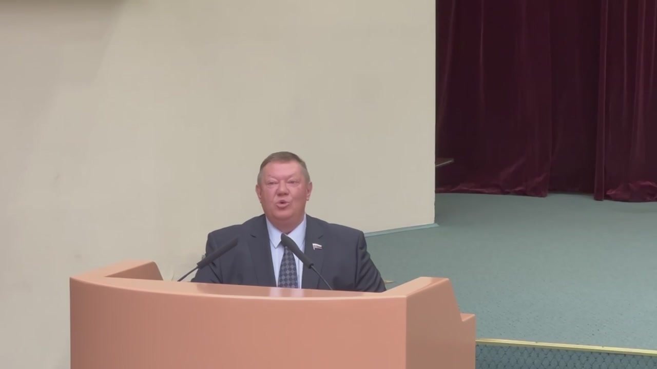 Знаем, очень сложно было найти средства на организацию бесплатного питания для школьников в сельской местности и в ряде городов в таком объеме