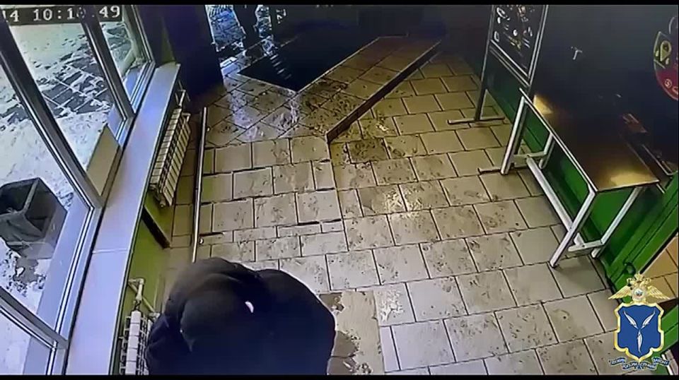 Взломавший похищенный телефон наркозависимый житель Поволжья стал фигурантом 4 уголовных дел