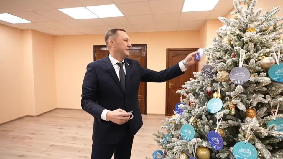 Губернатор Роман Бусаргин исполнит 3 детские мечты в рамках акции «Ёлка желаний»