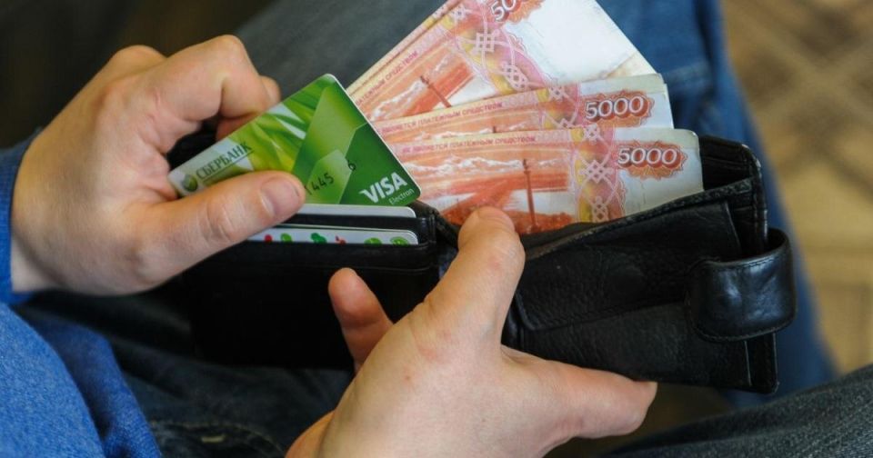 Возможность получать зарплату на кредитную карту: новое в трудовом законодательстве