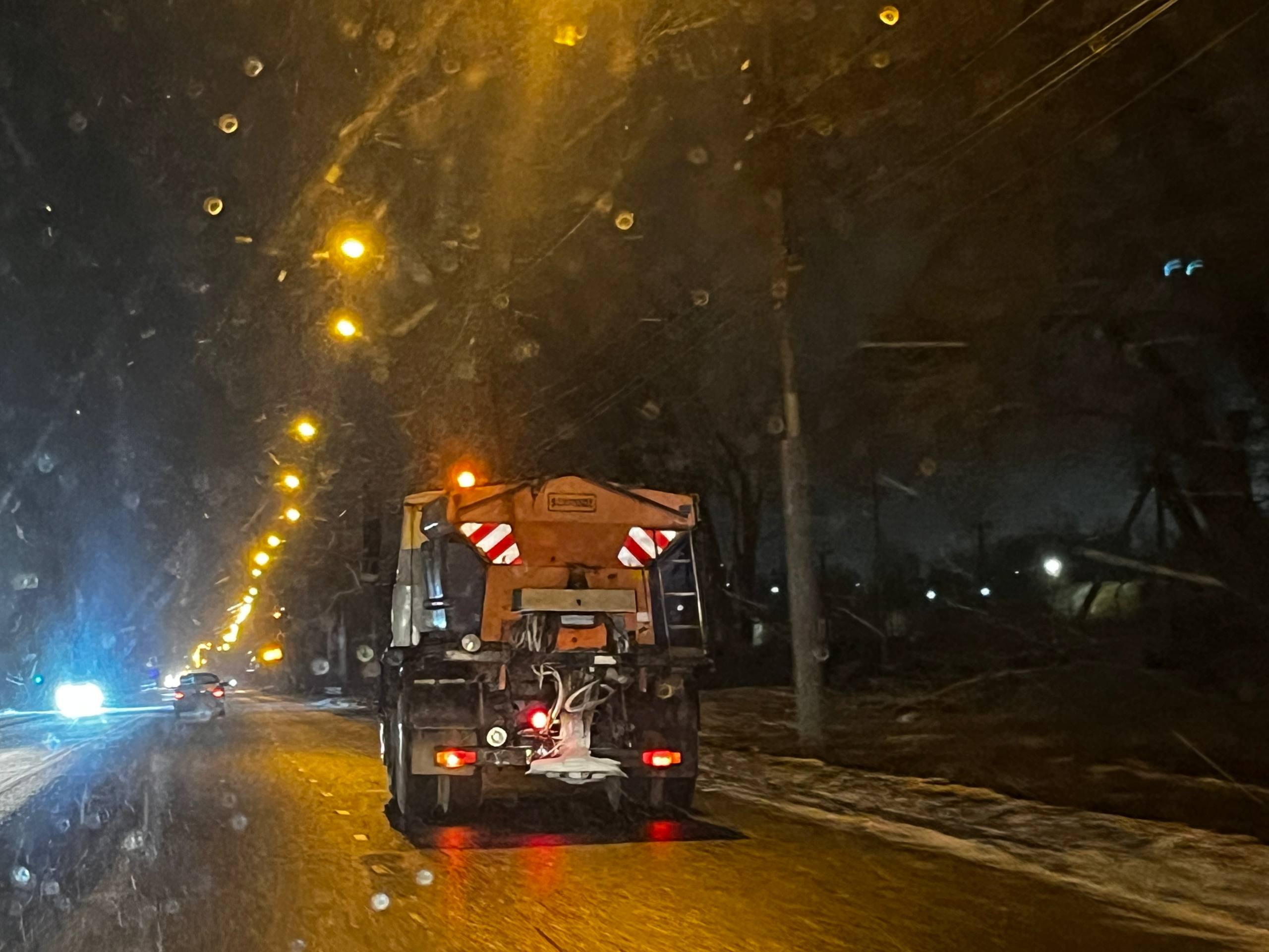 Работы по обеспечению безопасного проезда на улицах города