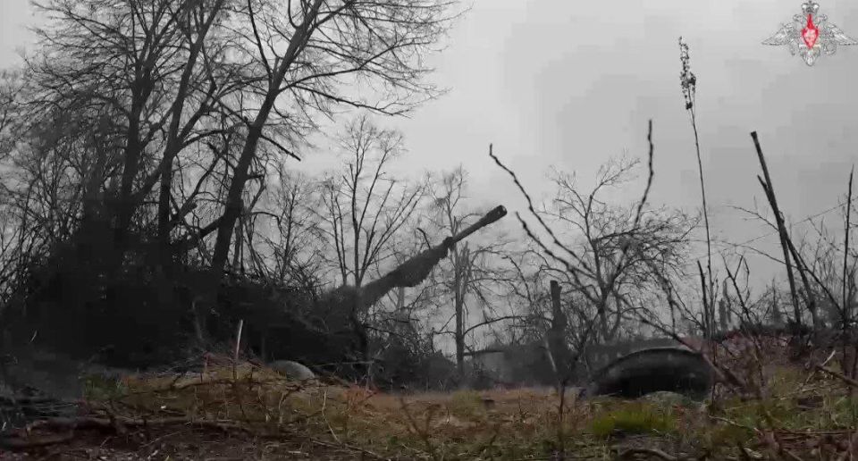 Подразделения Южной группировки войск Армии РФ заняли более выгодные рубежи и позиции