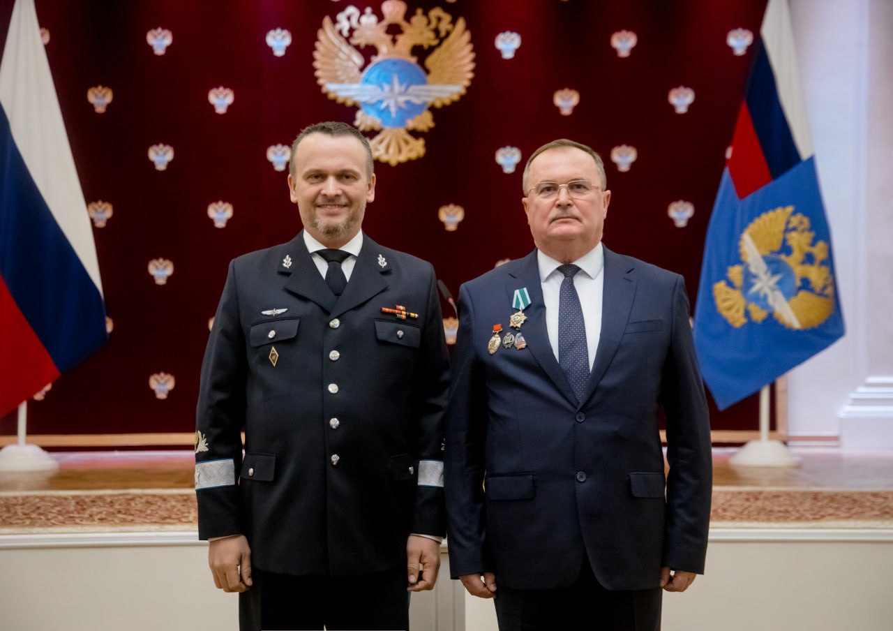 Министр транспорта вручил награды работникам железнодорожной отрасли Министр транспорта вручил награды работникам железнодорожной отрасли