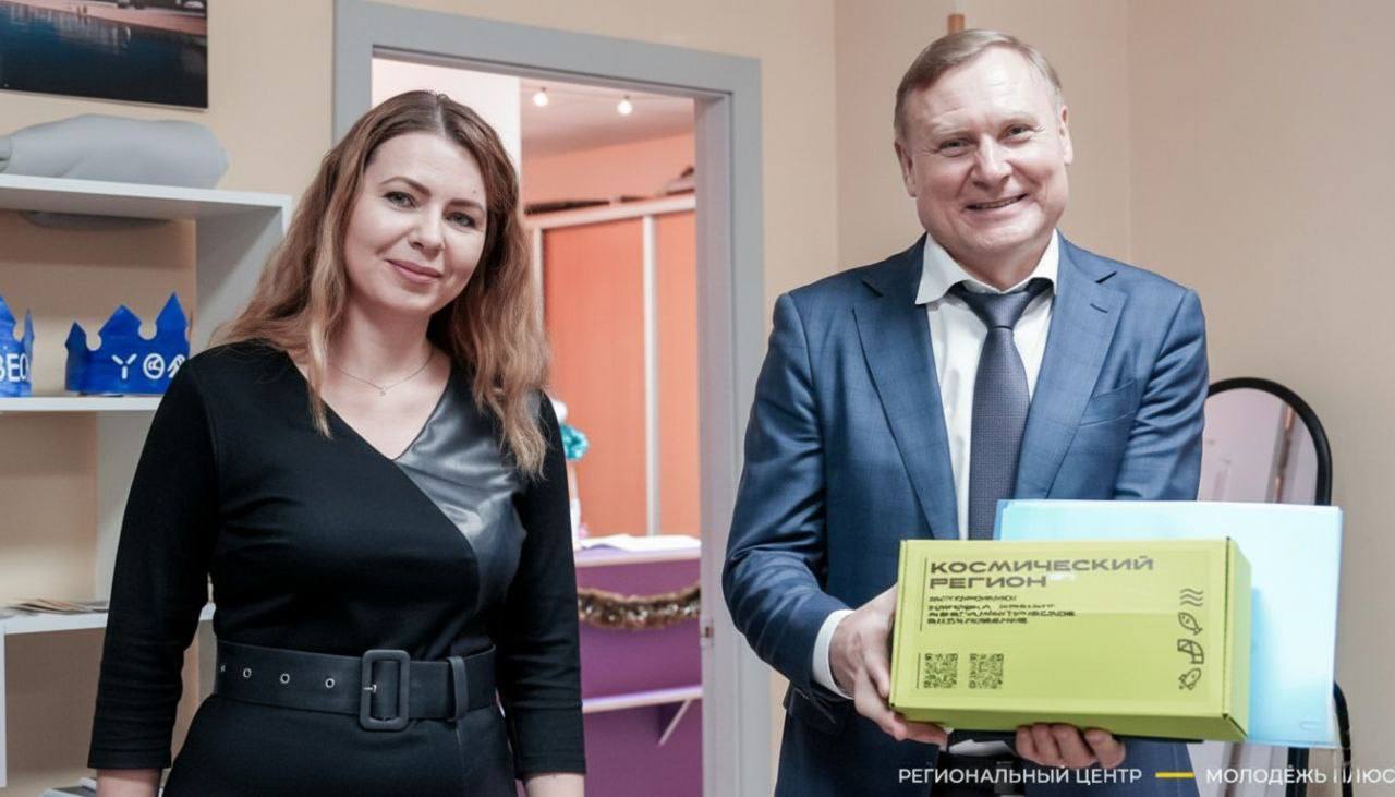 Заместитель Председателя Правительства Саратовской области встретился с экспертами Росмолодёжь.Гранты Заместитель Председателя Правительства Саратовской области встретился с экспертами Росмолодёжь.Гранты